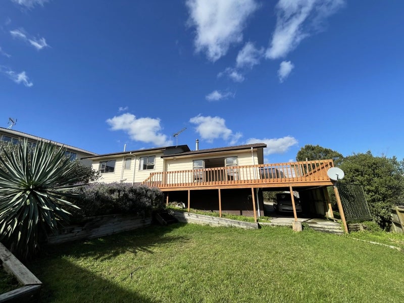 148 Aviemore Drive, Highland Park, Auckland - Carousel 1