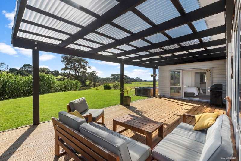 2940 Awhitu Road, Āwhitu - Carousel 1