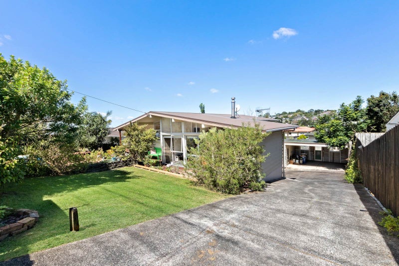 25 Triangle Road, Massey, Auckland - Carousel 2