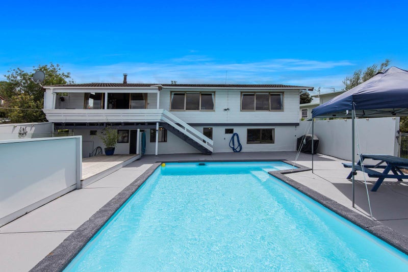 78 West View Crescent, Onerahi, Whangarei - Carousel 1