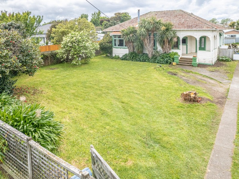 24 Kings Avenue, Gonville, Whanganui - Carousel 1
