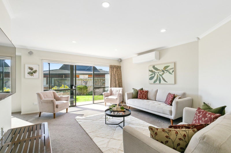 29/42 Main Road, Tawa, Wellington - Carousel 2