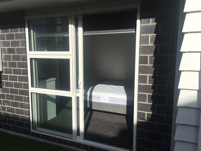 1/16 Hogan Street, Hamilton East, Hamilton - Carousel 12