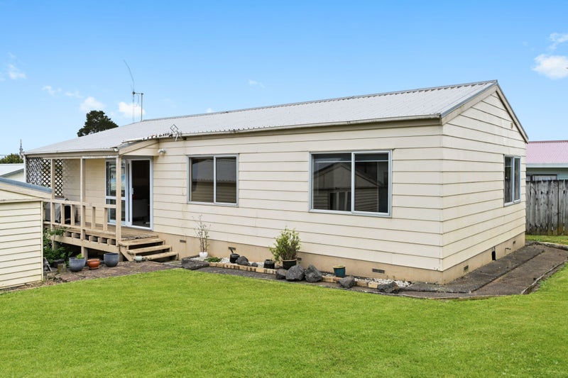 146B Forest Lake Road, Forest Lake, Hamilton - Carousel 1