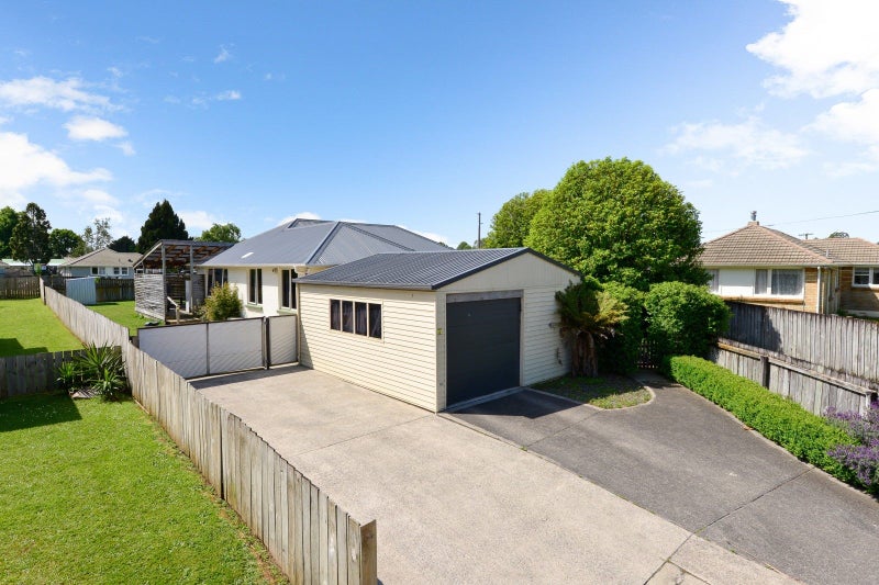 33 Masefield Drive, Enderley, Hamilton - Carousel 1