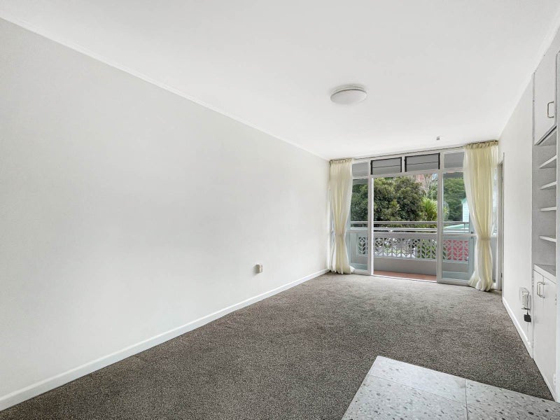 49J Seafield View Road, Grafton, Auckland - Carousel 2