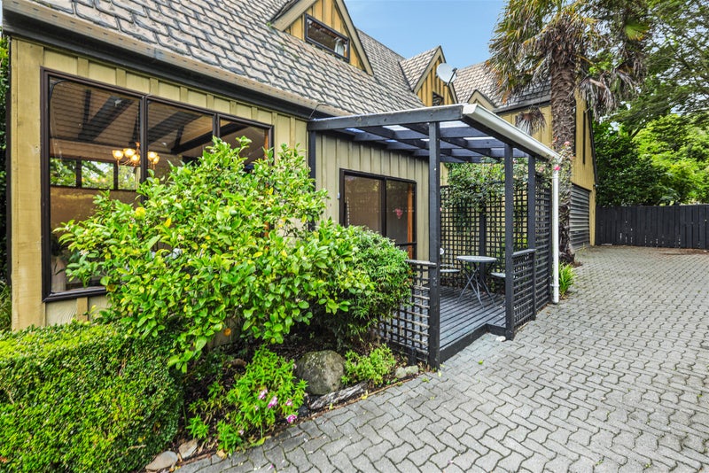 4 Cascade Place, Sumner, Christchurch - Carousel 2