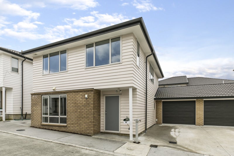 17 Akeake Lane, Manurewa, Auckland - Carousel 1