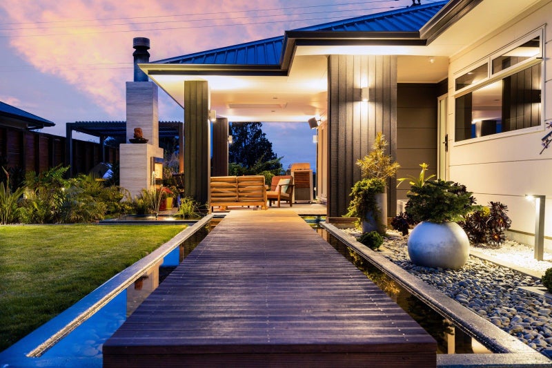 1A Tupuhi Place, Highlands Park, New Plymouth - Carousel 1