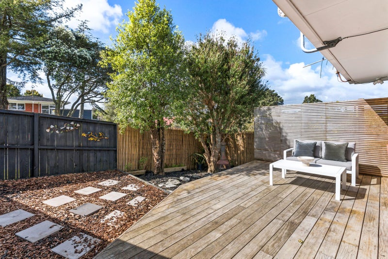 1/13 Gladys Avenue, Glenfield, Auckland - Carousel 2