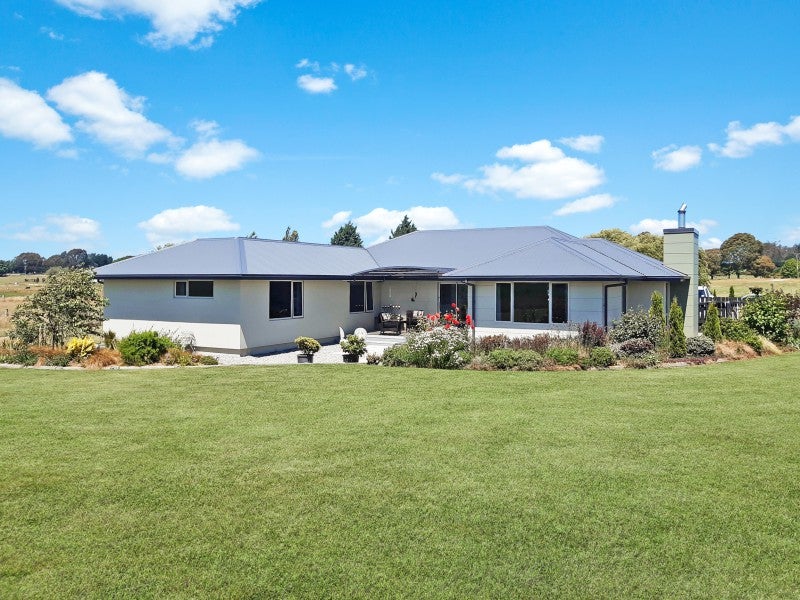 290 Parsons Road, Weston, Oamaru - Carousel 1