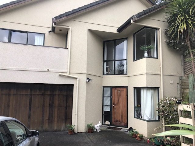 17C Langana Avenue, Browns Bay, Auckland - Carousel 1