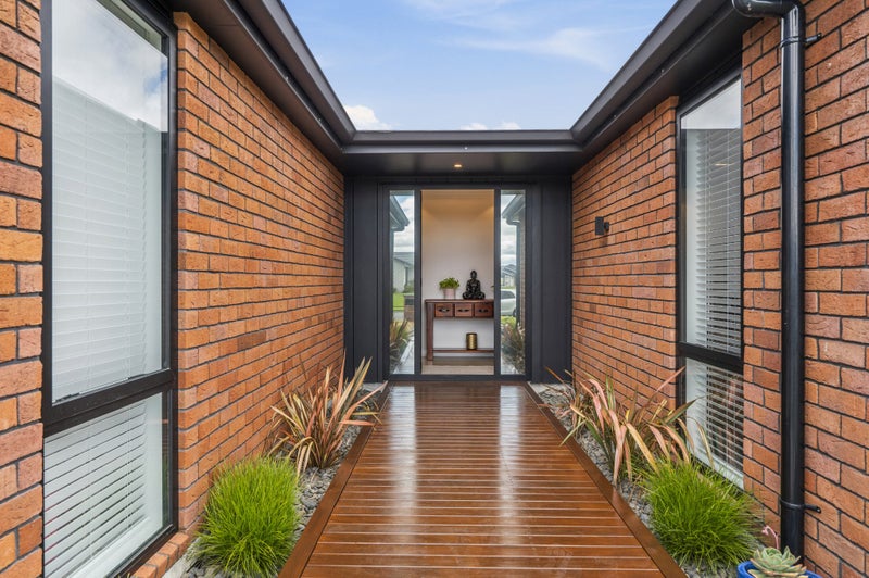 20 Whatumairangi Way, Owhata, Rotorua - Carousel 2