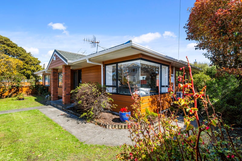 7A Mudie Street, Alicetown, Lower Hutt - Carousel 2