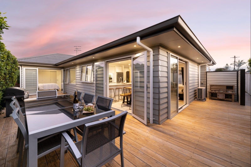 51A Carysfort Street, Mount Maunganui - Carousel 2