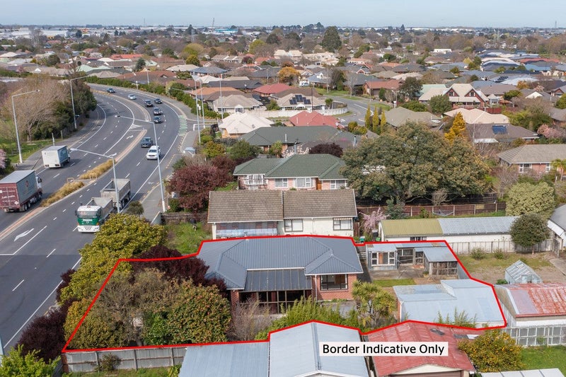 8 Masham Road, Broomfield, Christchurch - Carousel 1