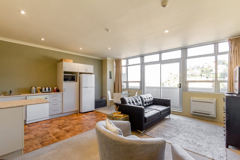 4I/3 SHAKESPEARE RD, Napier South, Napier - Carousel 2