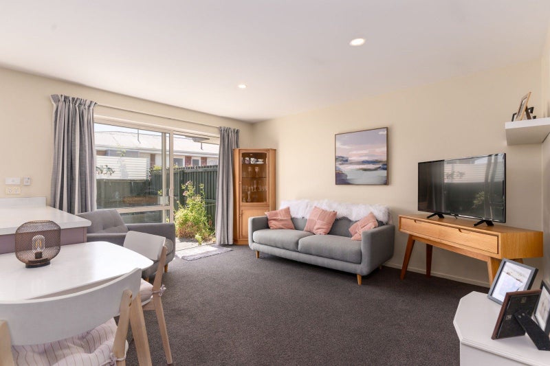 10/446 Ferry Road, Woolston, Christchurch - Carousel 2