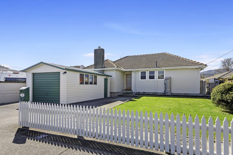 32 Sheridan Crescent, Trentham, Upper Hutt - Carousel 2