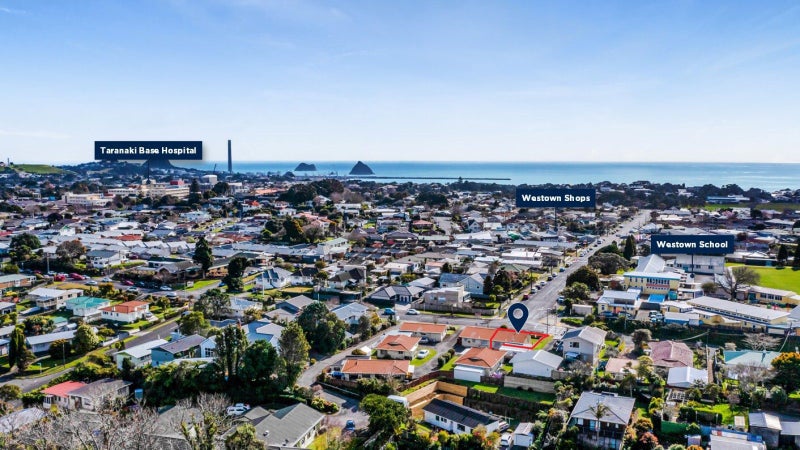 1/81 Clawton Street, Westown, New Plymouth - Carousel 17
