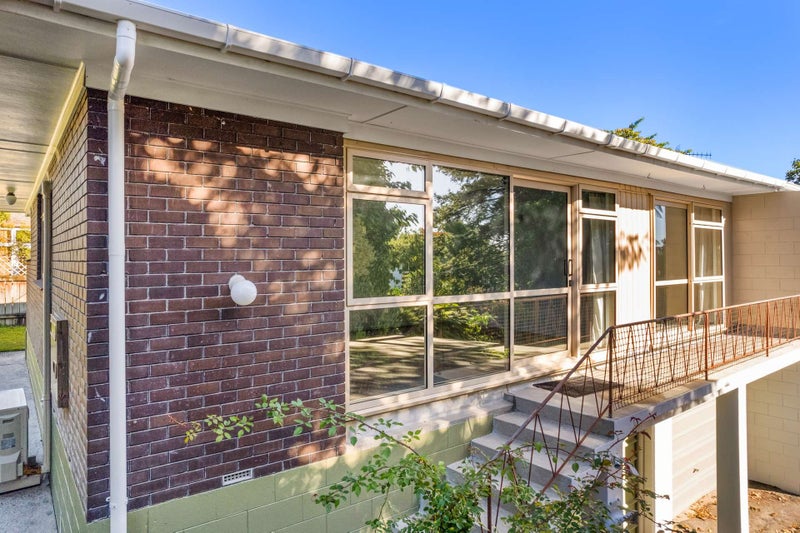 3A Raniera Place, Springfield, Rotorua - Carousel 1