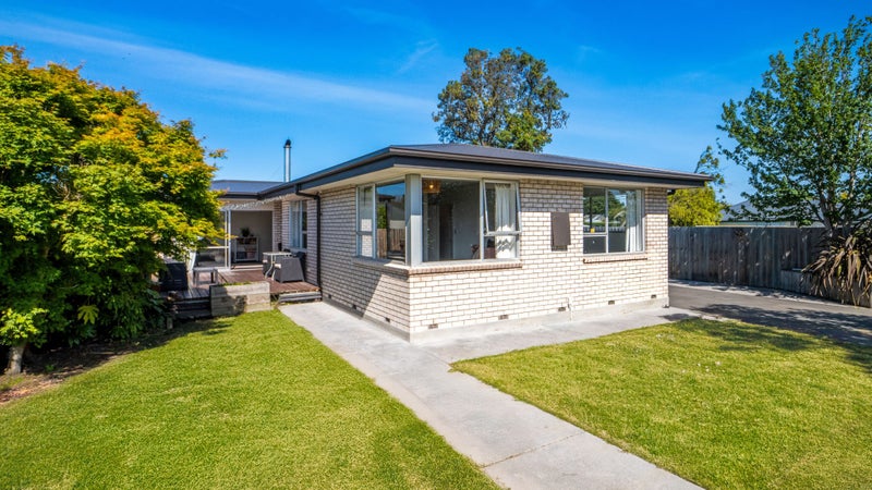 6 Thurso Place, New Brighton, Christchurch - Carousel 1