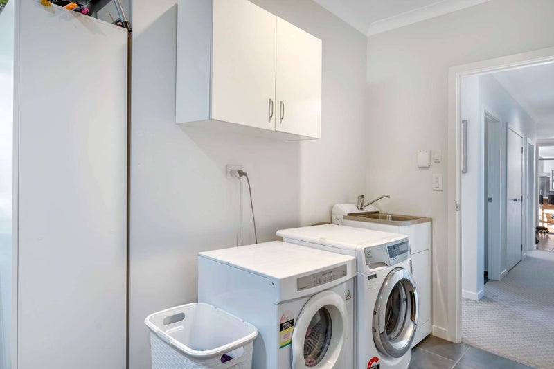 29 Aoraki Road, Poraiti, Napier - Carousel 36