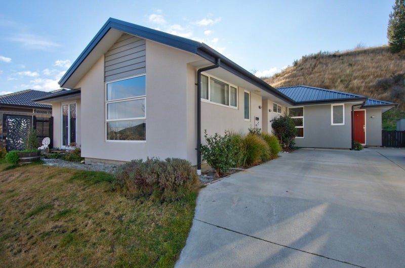 27 Banbury Terrace, Lower Shotover, Queenstown - Carousel 20