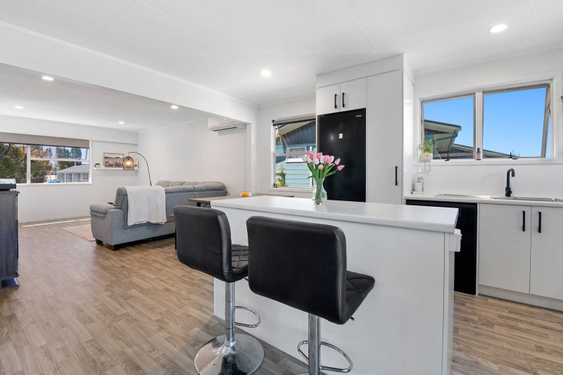 70 Alison Street, Mangakakahi, Rotorua - Carousel 1