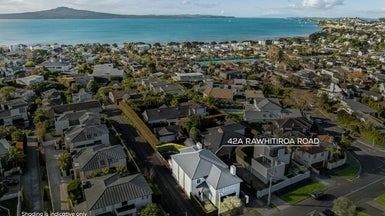 42A Rawhitiroa Road, Kohimarama, Auckland - Carousel 1