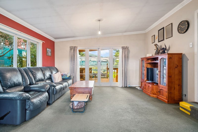 36 Hokonui Road, Otahuhu, Auckland - Carousel 2