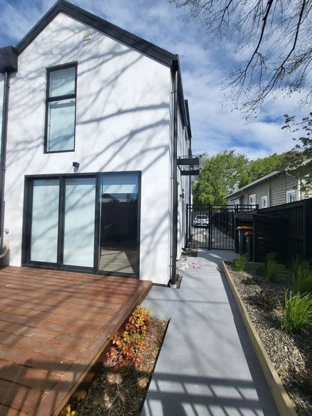 2/26 Swanns Road, Richmond, Christchurch - Carousel 2