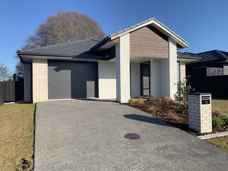 19 Omanga Way, Bethlehem, Tauranga - Carousel 2