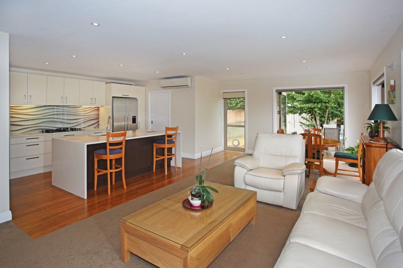 10 Coulthard Terrace, Opaheke, Papakura - Carousel 2