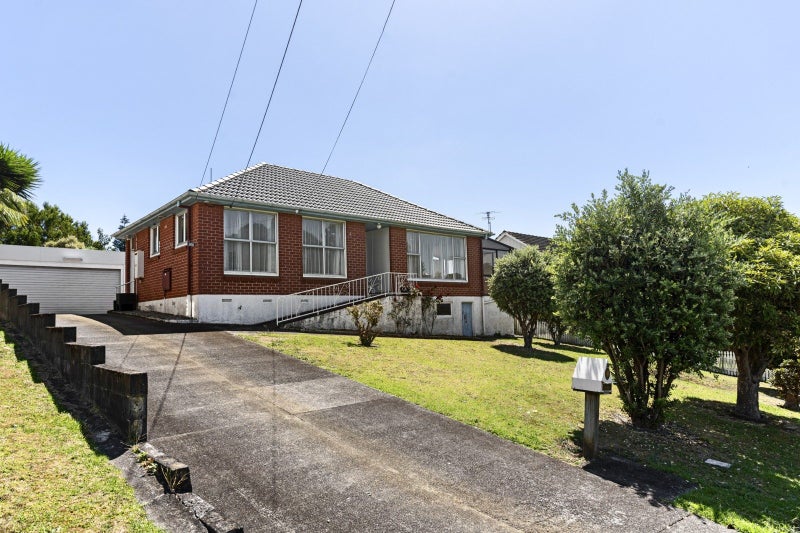 103 Cook Street, Marfell, New Plymouth - Carousel 1