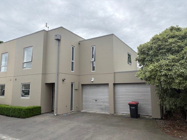 17 Whiteleigh Avenue, Addington, Christchurch - Carousel 1