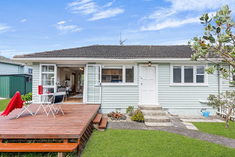2/65 Moore Street, Howick, Auckland - Carousel 2