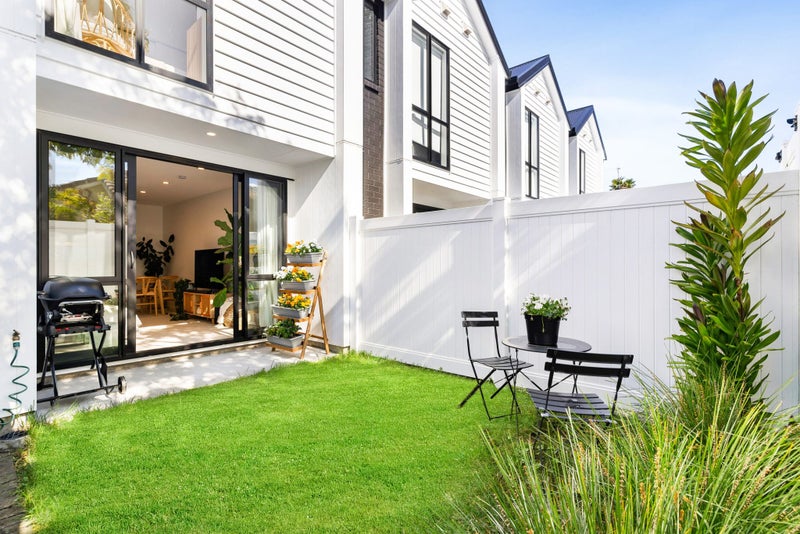 6/26 Moa Road, Point Chevalier, Auckland - Carousel 2