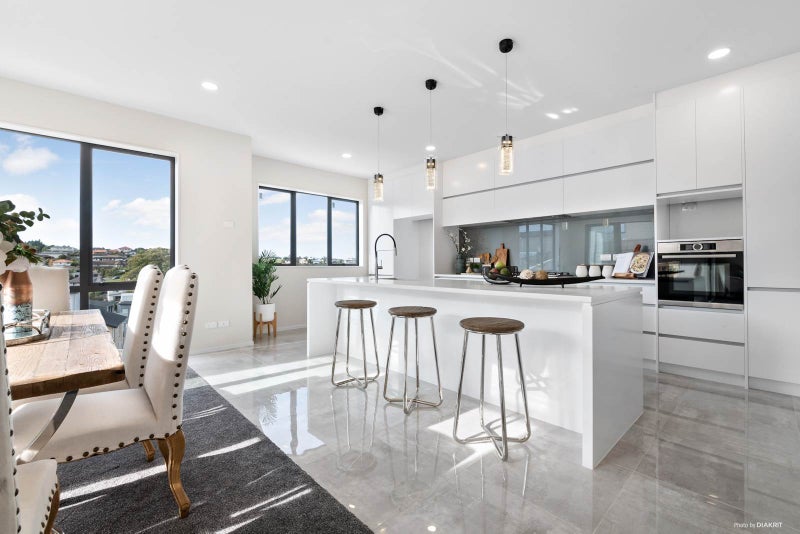 82 Fairview Avenue, Fairview Heights, Auckland - Carousel 1