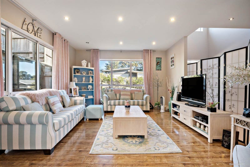 7 Rahotu Way, Bayview, Auckland - Carousel 2