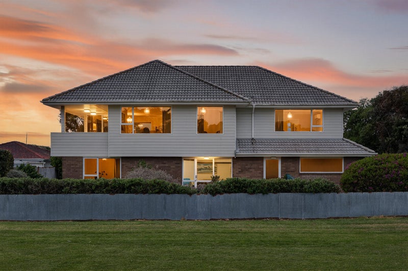 162 Marine Parade, New Brighton, Christchurch - Carousel 2