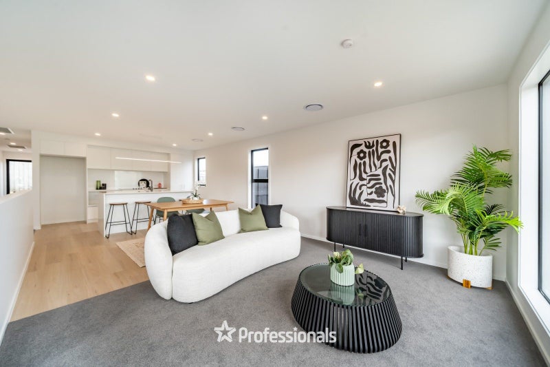 28 Kaitangata Crescent, Kelson, Lower Hutt - Carousel 2