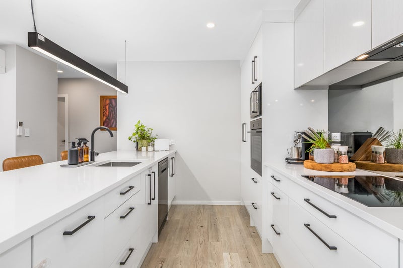 75 Ward Street, Wallaceville, Upper Hutt - Carousel 2