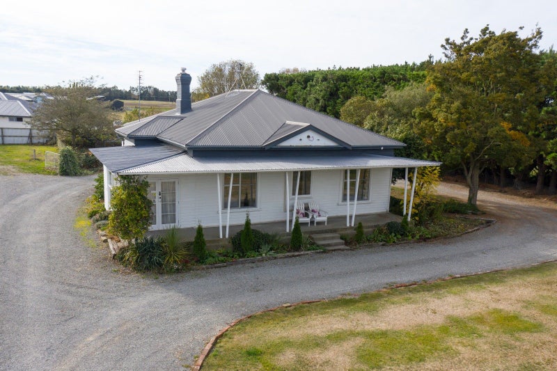 172 Racecourse Road, Allenton, Ashburton - Carousel 1