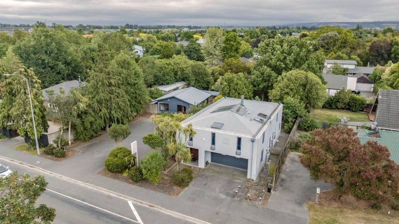 10 Oxford Road, Lake Rotoma - Carousel 1