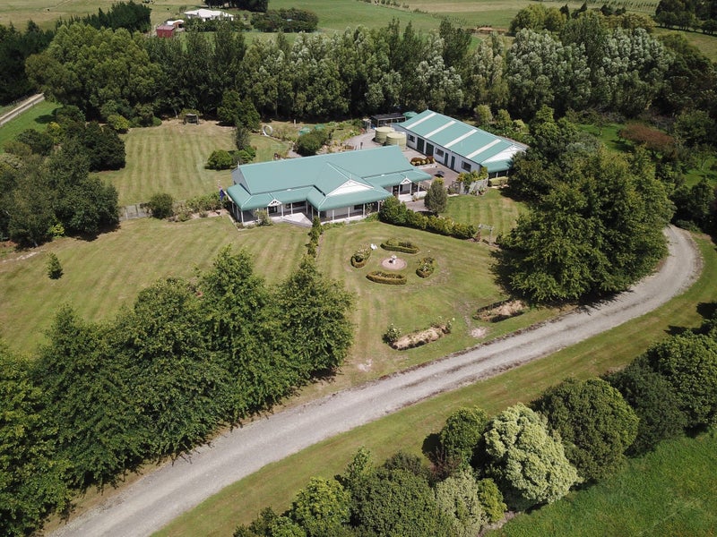 89 Ulysses Road, Ashhurst, Palmerston North - Carousel 1