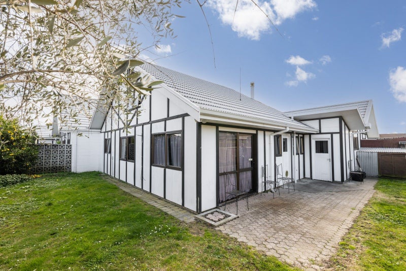 31B Donegal Crescent, Tamatea, Napier - Carousel 1