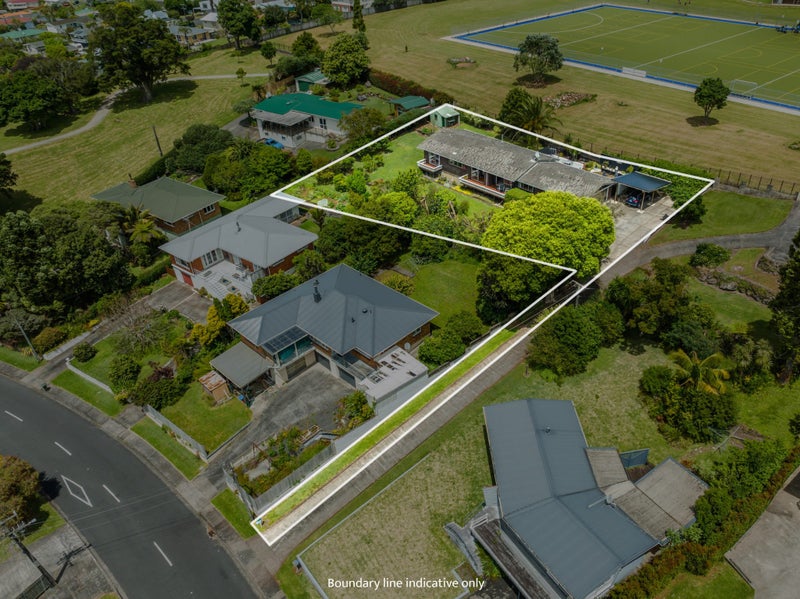 42 Fisher Terrace, Kamo, Whangarei - Carousel 2