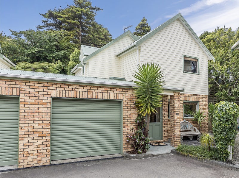 11A Duncan Street, Tawa, Wellington - Carousel 21