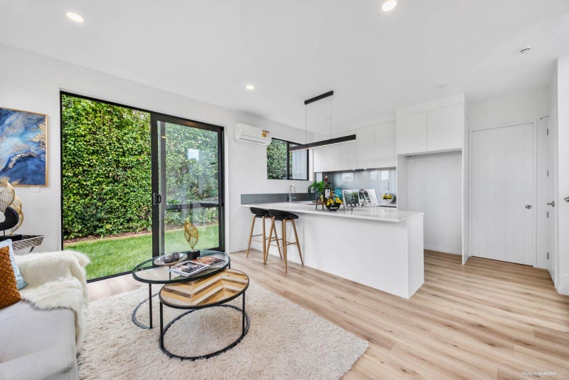 20C Coniston Avenue, Te Atatu South, Auckland - Carousel 2